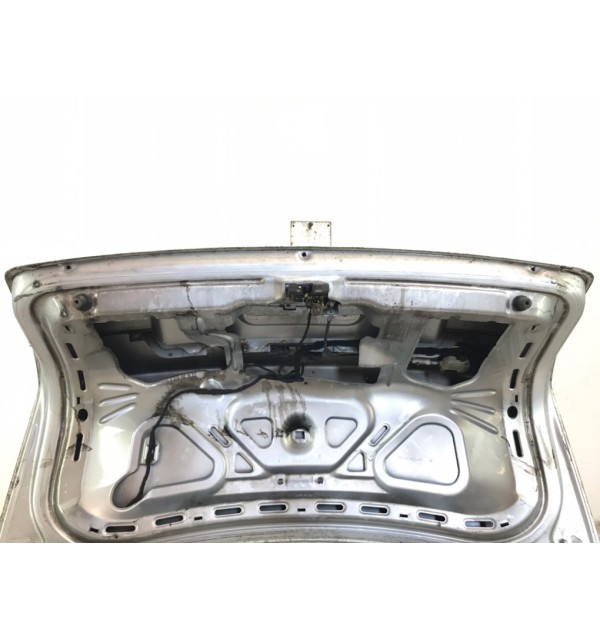 Крышка багажника бу для Volkswagen Passat B5 1.9 TDi,  2003 г.