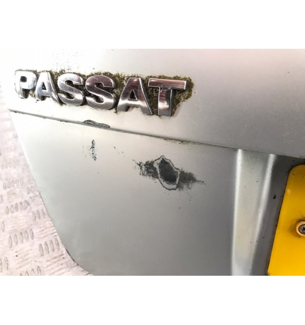 Крышка багажника бу для Volkswagen Passat B5 1.9 TDi,  2003 г.