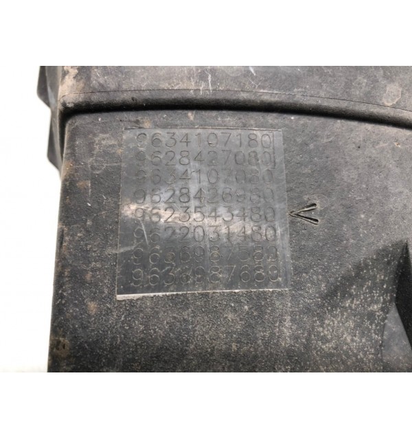 Корпус воздушного фильтра бу для Peugeot 206  1.6 i,  2002 г.