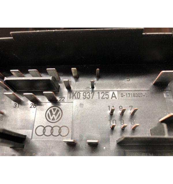 Блок предохранителей бу для Volkswagen Golf 5 2.0 SDi,  2006 г.