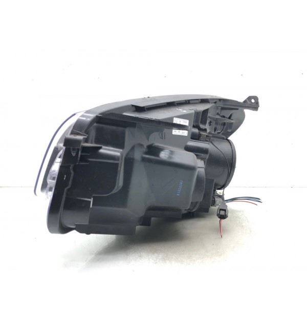 Фара правая бу для Nissan Qashqai  1.5 DCi,  2011 г.