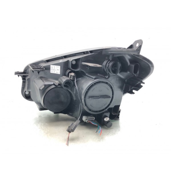 Фара правая бу для Nissan Qashqai  1.5 DCi,  2011 г.