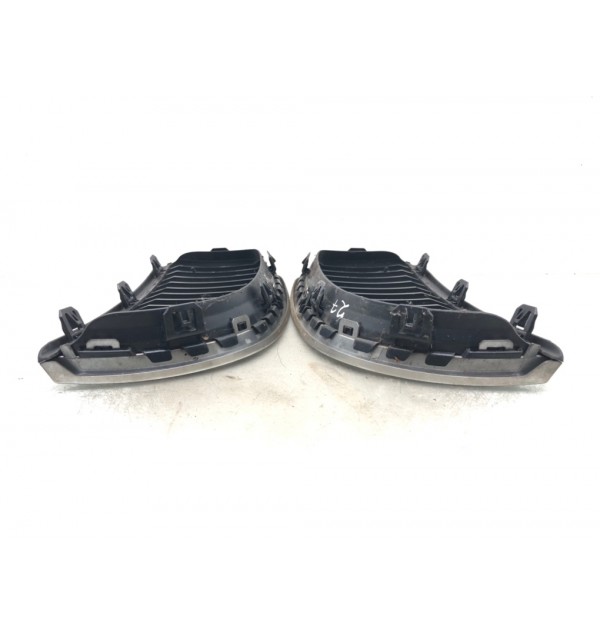 Решетка радиатора бу для BMW 3 E90/E91/E92/E93 2.0 i,  2006 г.