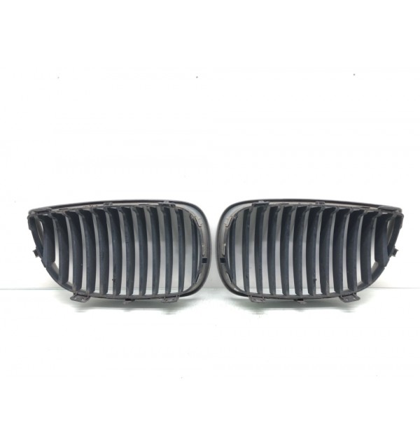 Решетка радиатора бу для BMW 1 E87/E81/E82/E88 2.0i,  2010 г.