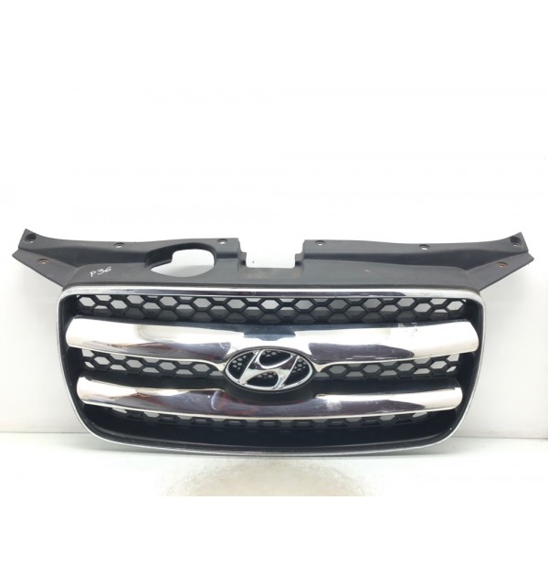 Решетка радиатора бу для Hyundai Santa Fe  2.2 CRDi,  2008 г.