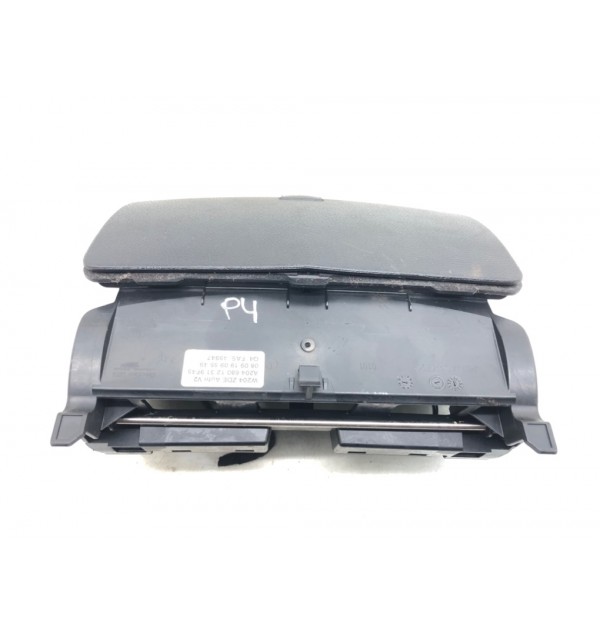 Дисплей бу для Mercedes C W204 2.2 CDi,  2008 г.