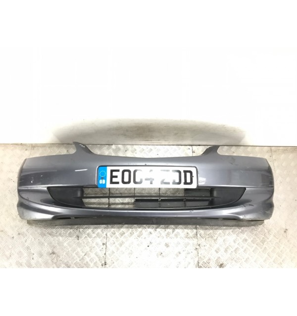 Бампер передний бу для Honda Civic 7 1.4i,  2004 г.