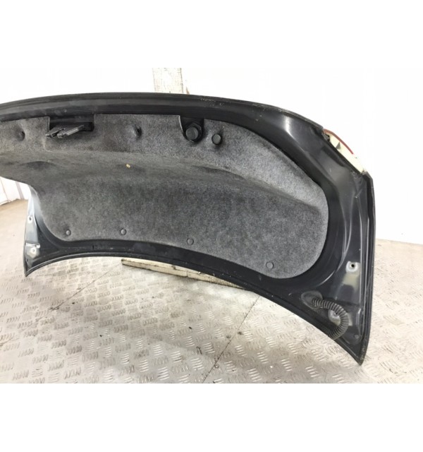 Крышка багажника бу для BMW 3 E90/E91/E92/E93 2.0 TD,  2006 г.