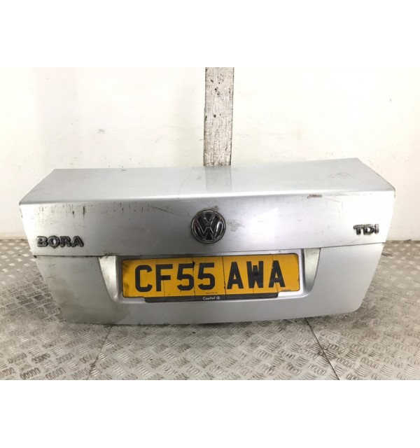 Крышка багажника бу для Volkswagen Bora  1.9 TDi,  2005 г.