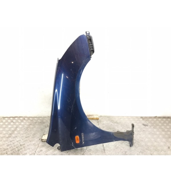 Крыло переднее правое бу для Honda Civic  1.6 i,  2002 г.
