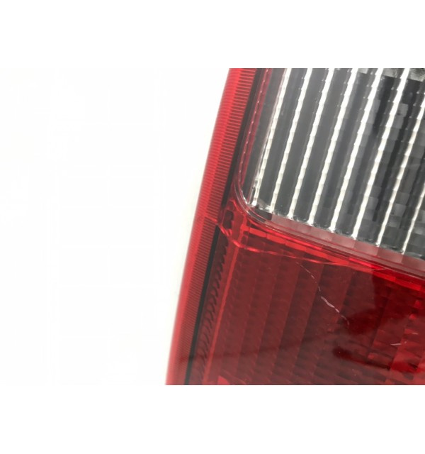 Фонарь задний правый бу для Chrysler Grand Voyager  2.8 CRDi,  2006 г.