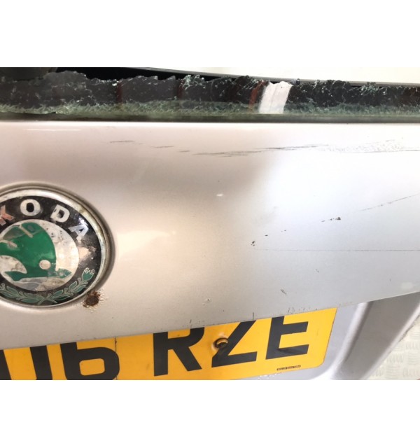 Крышка багажника бу для Skoda Octavia  2.0 TDi,  2006 г.