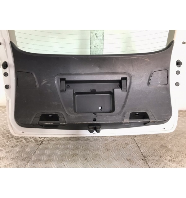 Крышка багажника бу для Opel Astra J 1.6 CDTi,  2016 г.