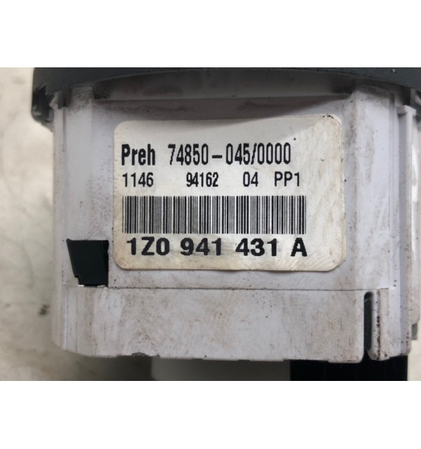 Переключатель света бу для Skoda Octavia  2.0 TDi,  2006 г.