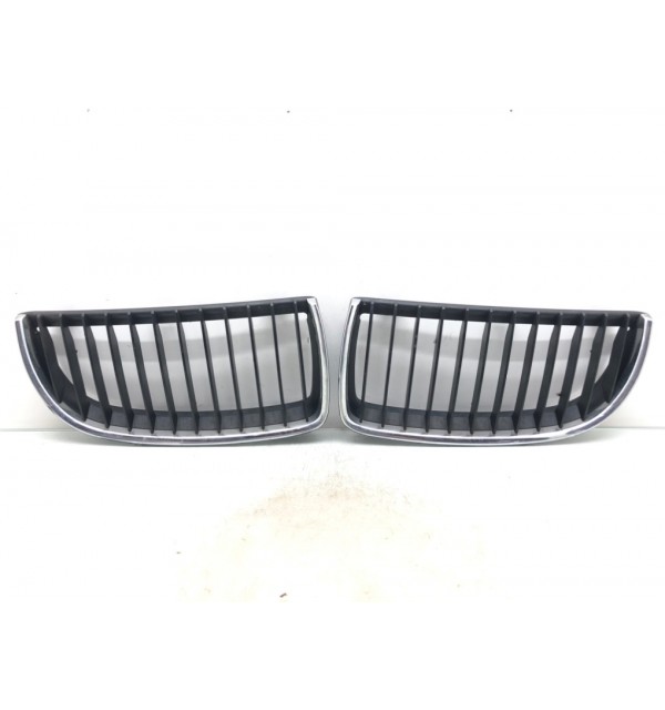 Решетка радиатора бу для BMW 3 E90/E91/E92/E93 2.0 TD,  2006 г.