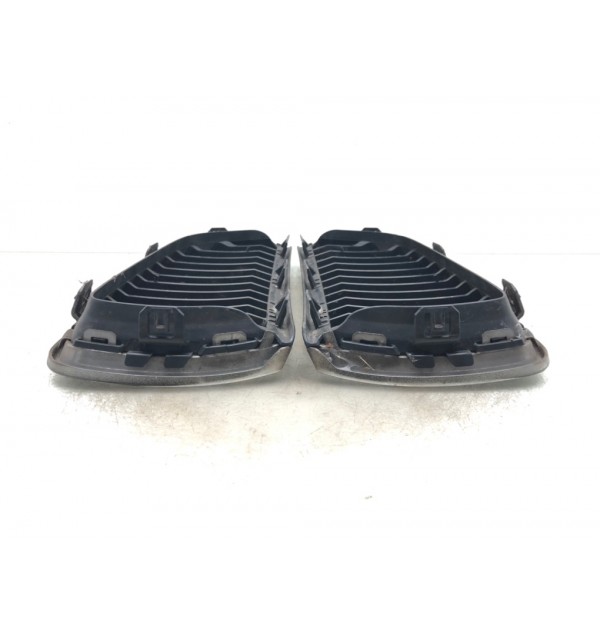 Решетка радиатора бу для BMW 3 E90/E91/E92/E93 2.0 TD,  2006 г.