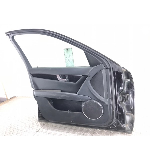 Дверь передняя левая бу для Mercedes C W204 2.2CDI,  2013 г.
