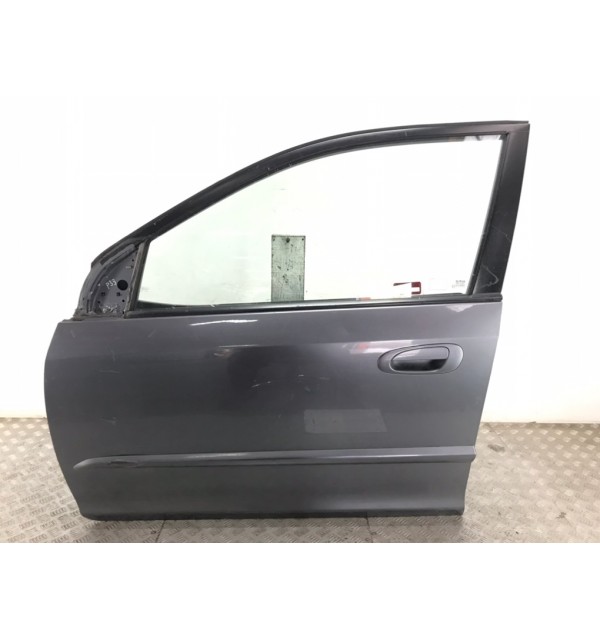 Дверь передняя левая бу для Honda Civic 7 1.4i,  2004 г.