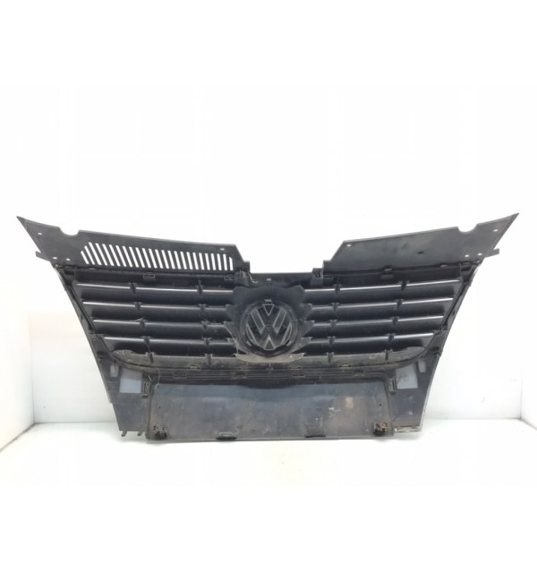 Решетка радиатора бу для Volkswagen Passat B6 2.0 TDi,  2010 г.