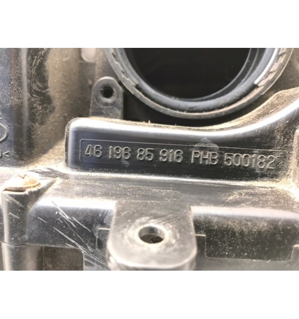 Корпус воздушного фильтра бу для Land Rover Discovery 4 3.0 TD,  2014 г.