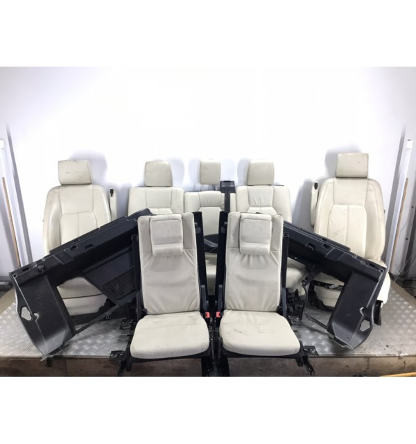 Салон (комплект сидений) бу для Land Rover Discovery 4 3.0 TD,  2014 г.