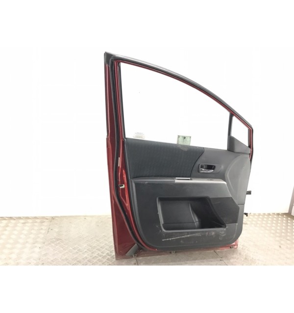 Дверь передняя левая бу для Mazda 5   1.8 i,  2010 г.