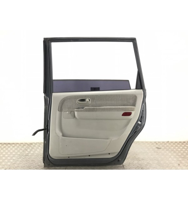 Дверь задняя правая бу для Hyundai Trajet  2.0 CRDi,  2005 г.