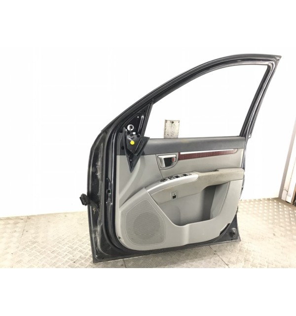 Дверь передняя правая бу для Hyundai Santa Fe  2.2 CRDi,  2008 г.