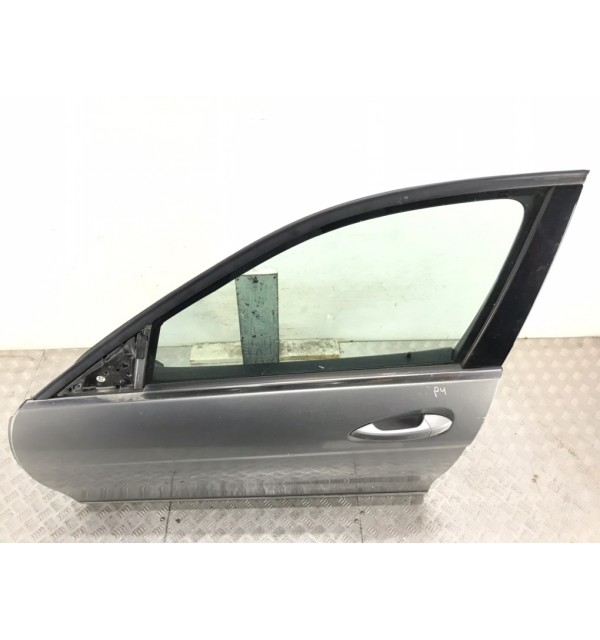 Дверь передняя левая бу для Mercedes C W204 2.2 CDi,  2008 г.