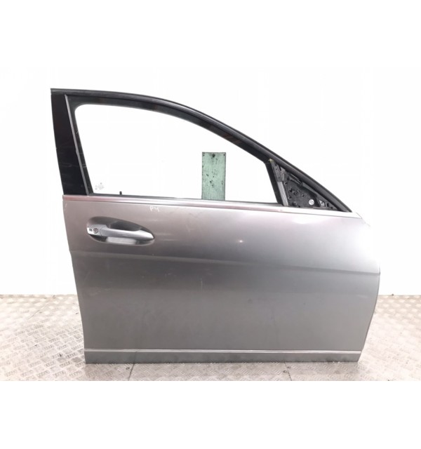 Дверь передняя правая бу для Mercedes C W204 2.2 CDi,  2008 г.