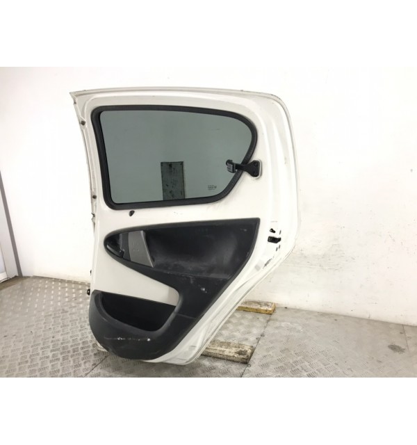 Дверь задняя правая бу для Toyota Aygo  1.0 i,  2012 г.