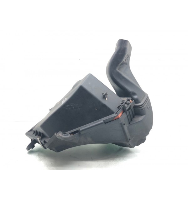 Корпус воздушного фильтра бу для BMW 1 E87/E81/E82/E88 2.0D,  2008 г.