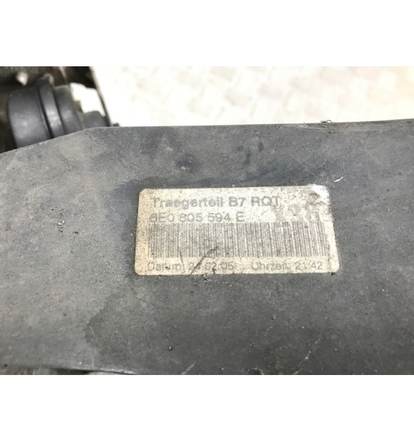 Панель передняя (телевизор) бу для Audi A4 B7 2.0 TDi,  2005 г.