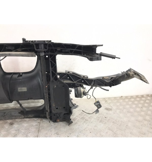 Панель передняя (телевизор) бу для BMW 1 E87/E81/E82/E88 2.0i,  2010 г.