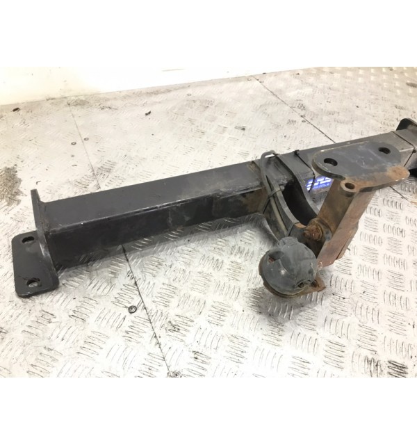 Прицепное устройство (фаркоп) бу для BMW X3 E83 2.5i,  2004 г.