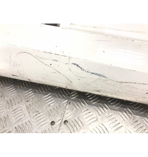 Накладка на порог бу для BMW 1 E87/E81/E82/E88 2.0i,  2010 г.