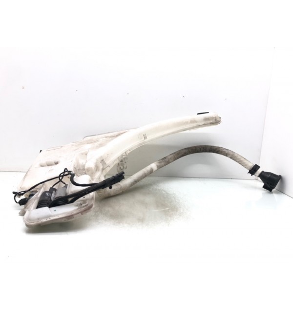 Бачок омывателя бу для BMW 1 E87/E81/E82/E88 2.0i,  2010 г.