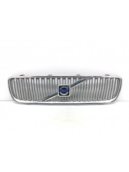 Решетка радиатора бу для Volvo V70  2.4 i,  2005 г.
