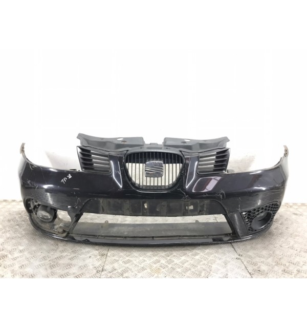 Бампер передний бу для Seat Ibiza  1.4 i,  2006 г.