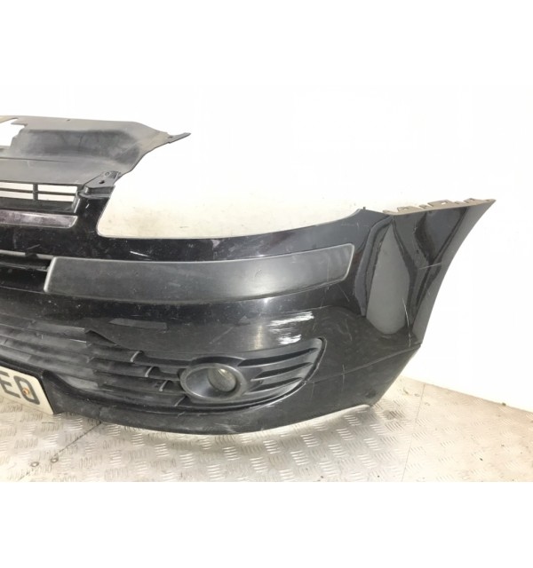 Бампер передний бу для Citroen C4  1.6 i,  2007 г.