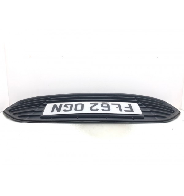 Заглушка (решетка) в бампер передний бу для Ford Mondeo 4 2.0 TDCi,  2012 г.