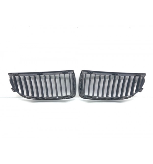Решетка радиатора бу для BMW 3 E90/E91/E92/E93 2.0 TD,  2006 г.