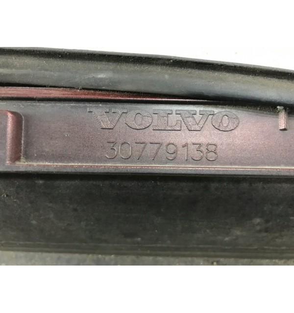 Накладка на порог бу для Volvo C30  2.0 TD,  2007 г.