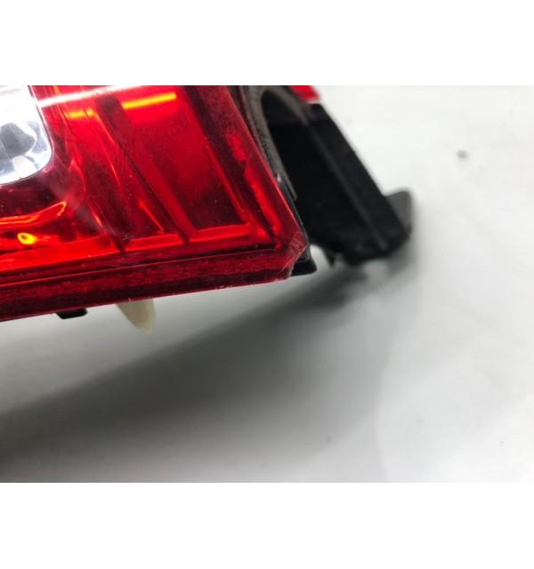 Фонарь задний правый бу для Honda CR-V  2.2 CTDi,  2005 г.