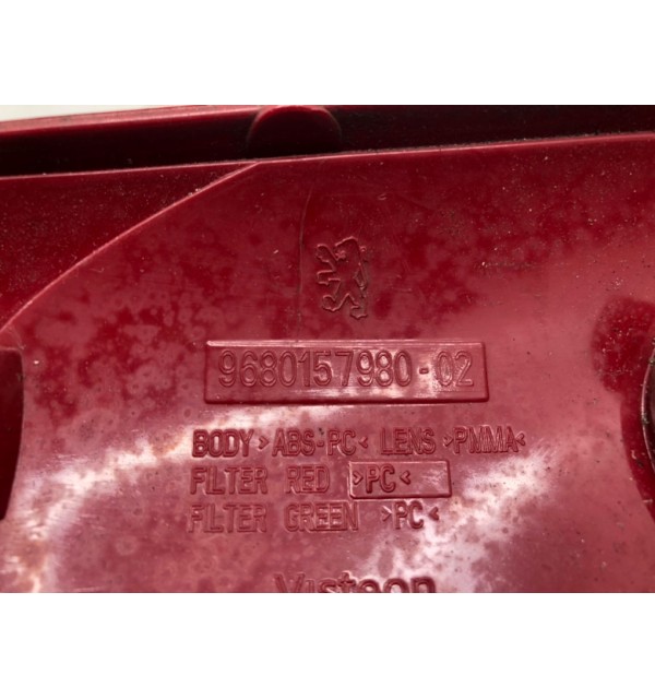 Фонарь задний правый бу для Peugeot 207  1.6 HDi,  2012 г.