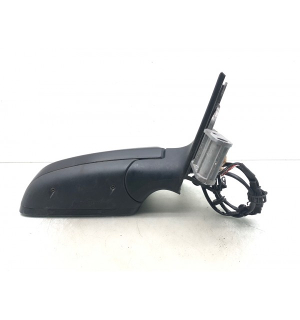 Зеркало наружное правое бу для Audi A4 B7 2.0 TDi,  2006 г.