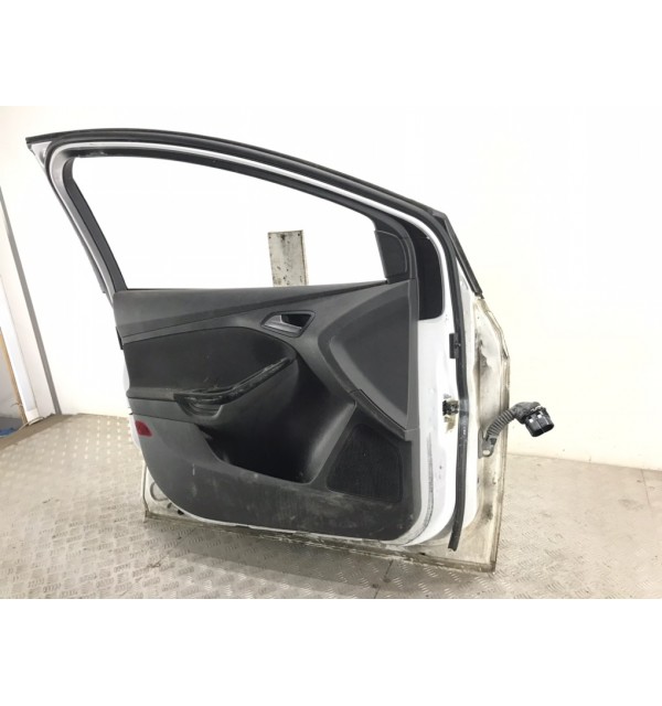 Дверь передняя левая бу для Ford Focus 3 1.6 Ti,  2011 г.