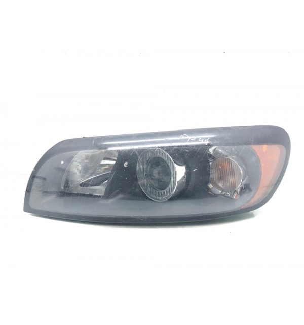 Фара левая бу для Volvo C30  2.0 TD,  2007 г.