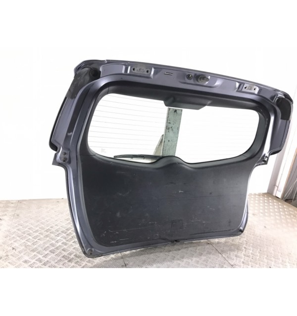Крышка багажника бу для Toyota Verso  2.0 D-4D,  2010 г.