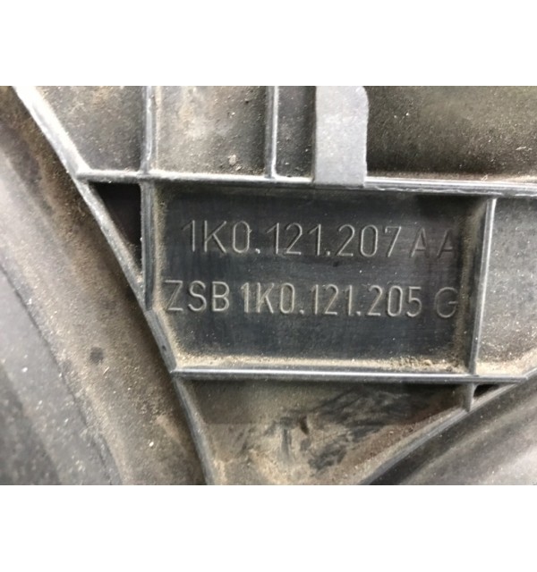 Вентилятор радиатора бу для Audi A3 8P 2.0 TDi,  2005 г.